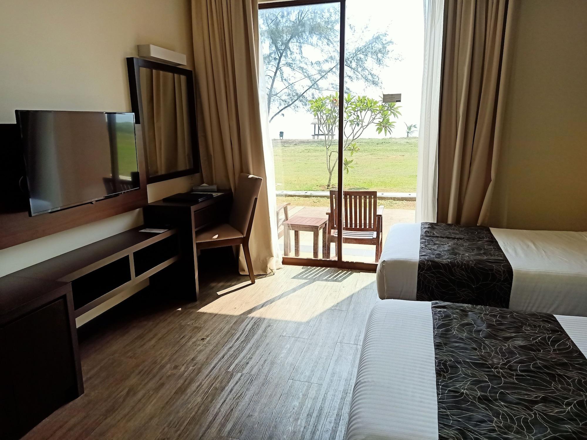 Villea Rompin Resort & Golf Kuala Rompin Buitenkant foto